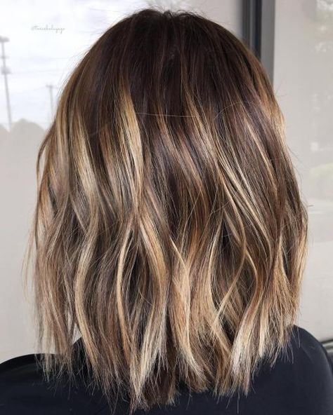 20 Fabulous Brown Hair with Blonde Highlights Looks to Love Brown Hair With Blonde, Hair With Blonde Highlights, Rambut Brunette, Short Ombre Hair, Short Brown Hair, Brown Hair With Blonde Highlights, Brown Hair Balayage, Ombre Hair Color, Brown Blonde Hair