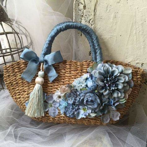 Bag With Flowers, Women Hand Bags, Sulaman Pita, Tree Bag, Purse Luxury, Lace Bag, Wicker Bags, Diy Tote Bag, Floral Bags