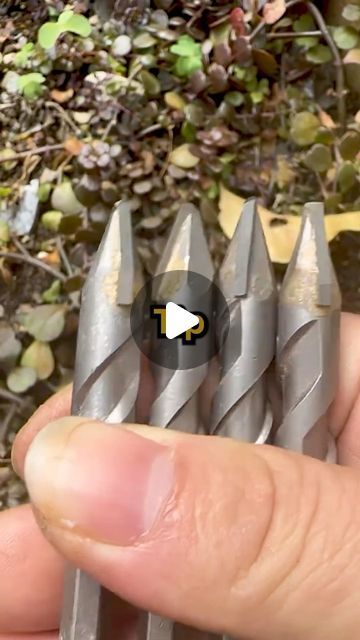 Drill Bit Sharpeners, Hara Hara, Drill Bit Sizes, Wood Drill Bits, Metal Working Tools, Drill Bit, Threading, Drill Bits, Things To Know