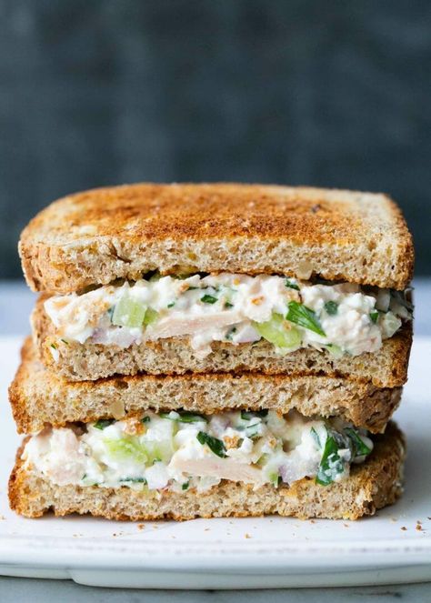 4 Great Add Ins for Tuna Salad! Gussy up your usual recipe with these four different options. Or get inspired and come up with your own combo! #tunasalad #tuna #tunafish #simplyrecipes Tuna Salad Sandwich Recipe, Healthy Tuna Recipes, Salad Sandwich Recipe, Tuna Salad Sandwich, Healthy Tuna, Tuna Sandwich, Tuna Recipes, Burgers Sandwiches, Simply Recipes