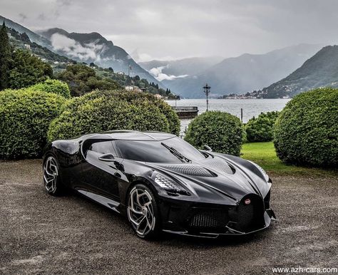 Bugatti La Voiture Noire 2019 Bugatti Chiron Black, Bmw Supercar, Xe Bugatti, Super Car Bugatti, Bugatti Royale, Supercar Design, Auto Jeep, Dream Cars Lamborghini, Bugatti Eb110