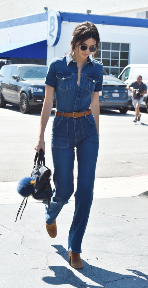 Out and about in Los Angeles, Kendall Jenner pays homage to 1970s style in a bell-bottomed denim jumpsuit. See all her best street style outfits here: Jumpsuit Denim, Kendall Jenner Street Style, Look Jean, Walking Down The Street, Jeans Overall, Kendall Jenner Outfits, Denim On Denim, Boyfriend Jean, Jenner Outfits