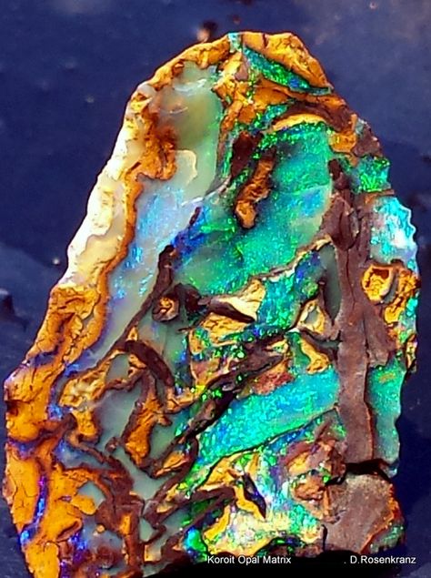 Yowah Opal Matrix Opal Australia, Koroit Opal, Rocks And Fossils, Geology Rocks, Yowah Opal, Pretty Rocks, Beautiful Stones, Creative Block, Teal Turquoise