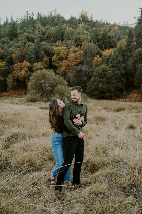 Mountains Engagement Photos, Engagement Mountain Photoshoot, Mountain Top Engagement Photos, Engagement Pics Mountains, Mountaintop Engagement Photos, Pine Forest Engagement Photos, Forest Engagement Photos, Forest Engagement, Mountain Engagement Session