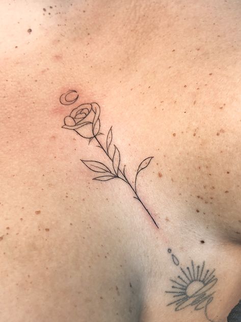 #tattoomini #flashtattoo #eyetattoo #finelinetattoo #tattooideias #lavendertattoo #rosetattoo #tattoolavanda #tattooflormini #tattooideas #smalltattooideias #palmtattoo #summertattoos Fineline Tattoo Ideas, Fine Line Tattoo Ideas, Line Tattoo Ideas, Fineline Tattoo, Single Needle Tattoo, Fine Line Tattoo, Line Tattoo, Fine Line Tattoos, Line Tattoos