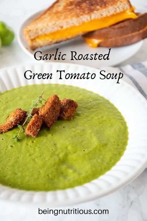 Too many green tomatoes and tired of frying them? This easy Roasted Garlic Green Tomato Soup is a must make dish this Fall! Green Tomatoes Recipes, Green Tomato Soup, Homemade Vegetable Broth, Tomatoes Recipes, Healthy Vegan Dinner Recipes, Green Tomato Recipes, Healthy Vegan Dinner, Vegetarian Soup Recipes, Green Soup