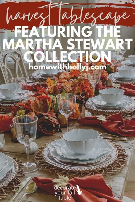 Harvest Table Dining Room, Fall Tablescapes Autumn Centerpieces, Fall Tablescapes Elegant, Dining Room Farmhouse Decor, Harvest Tablescape, Thanksgiving Decorations Table, Martha Stewart Thanksgiving, Thanksgiving Decorations Table Setting, Beautiful Thanksgiving Table Settings