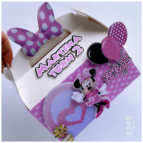 Minnie Birthday Party, Party Box, Minnie Birthday, Box Lunch, Mini Mouse, Party In A Box, Party Packs, Favor Boxes, Goodie Bags