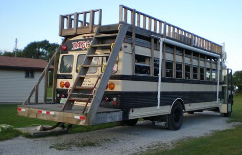 bus conversion | Some of the bus converters can get pretty creative. School Bus Rv Conversion, Bus Remodel, Bus Rv Conversion, Rv Conversion, School Bus Tiny House, School Bus Camper, School Bus House, Converted School Bus, Converted Bus