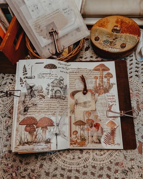 Cottagecore Scrapbook Ideas, Nature Scrapbook Ideas, Fall Junk Journal Pages, Vintage Aesthetic Scrapbook Ideas, Cottagecore Journaling, Fantasy Journal Pages, Junk Journal Pages Ideas, Vintage Scrapbook Ideas, Cottagecore Scrapbook