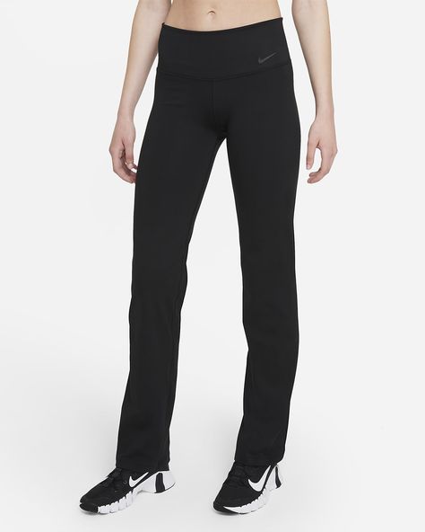 Nike Power Women's Training Pants. Nike.com Nike Trousers, Power Training, Training Pants, Cute Comfy Outfits, Performance Outfit, Womens Sweatpants, Nike Black, Powerful Women, Sport Fashion