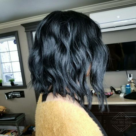 Jet Black Bob Haircut, Black Layered Bob, Short Jet Black Hair, Jet Black Short Hair, Above Shoulder Hair, Short Black Haircuts, Dark Black Hair, Hair References, Black Wavy Hair