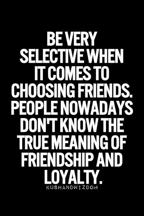 Truth..you find out who your true friends really are!:) ✨✨✨ Quotes Distance Friendship, Bad Friend Quotes, Bad Friendship Quotes, Quotes Loyalty, Bad Friendship, Quotes Distance, Fake Friend Quotes, Short Friendship Quotes, True Friendship Quotes