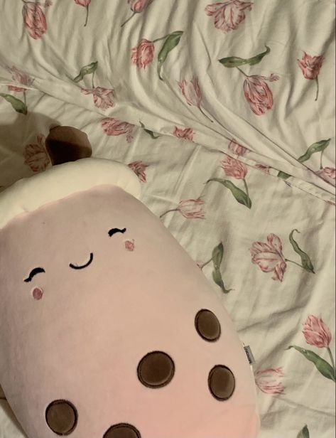 Bubble Tea Plush, Bedsheets Aesthetic, Pink Bubble Tea, Dorm Ideas, Aesthetic White, Kawaii Plush, Pink Bubbles, Kawaii Aesthetic, Soft Toys