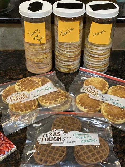 Storing chaffles for the week Chaffle Waffle Recipe Keto, Chaffle Bread, Keto Chaffle Recipes, Chaffle Recipes, Keto Chaffle, Waffle Maker Recipes, Churros Recipe, Keto Chocolate Cake, Chocolate Waffles