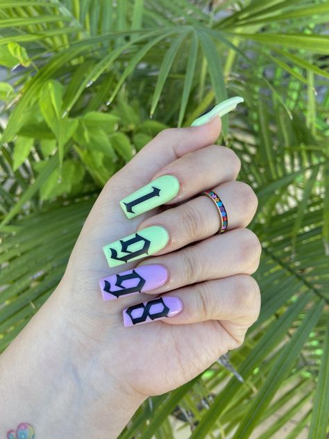 1998 #nails #nailsart 1998 Nails Birthday, 1998 Nails Design, 1988 Nails, Birthday Year Nails, 1998 Nails, 1997 Nails, Number Nail Design, Numbers On Nails, Birth Year Nails