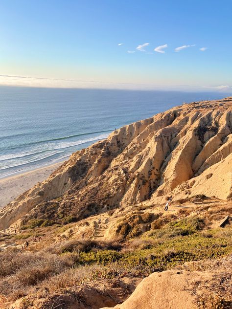 ucsd sdsu college gliderport summer san diego University Of San Diego Aesthetic, Ucsd College Aesthetic, Sdsu College Aesthetic, Ucsd Aesthetic, Academic Vision Board, Beach Life Aesthetic, Body Surfing, University Of California San Diego, Uc San Diego