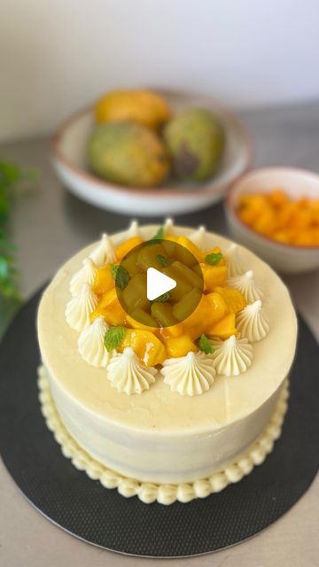 Dessert Queen Vani on Instagram: "The White Chocolate Fresh Mango Cake is a delightful and luxurious dessert that combines the rich creaminess of white chocolate with the tropical sweetness of fresh mango. This cake features layers of moist, fluffy sponge cake, generously filled with a smooth white chocolate and fresh mango purée.. The cake is then elegantly frosted with a velvety white chocolate ganache, and topped with more fresh mango slices or mango puree for an added burst of flavor. The result is a beautifully balanced dessert that is both indulgent and refreshing, perfect for any special occasion or as a showstopper at the end of a meal. #cake #dessert #food #dessertqueen #freshmango #mangocake #mangolover #mango" Mango Maracuja Torte, Mango Cake Decoration, Mango Chocolate Cake, Mango Shortcake, Fresh Mango Cake, Mango Cake Recipe, Fluffy Sponge Cake, Mango Mousse Cake, Mango Slices