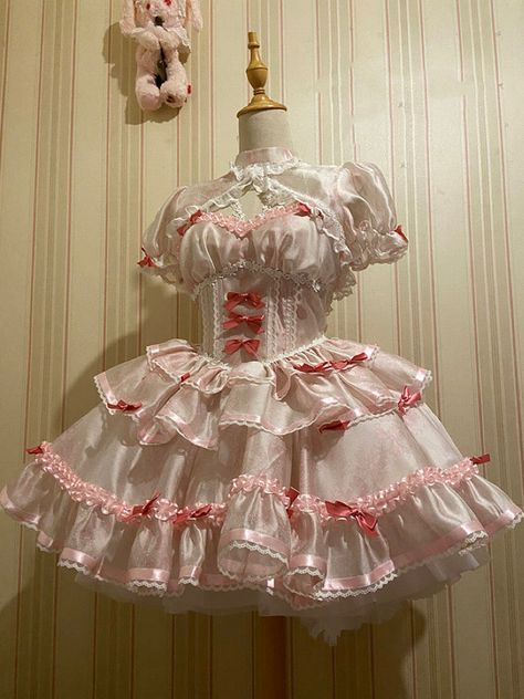 Kawaii Outfit Ideas, Dolly Dress, Personal Grooming, Social Art, Hair Braiding, Hair Braid, Kawaii Fashion Outfits, Fairytale Dress, Heritage Fashion