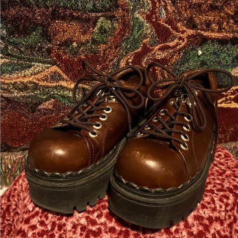 UNIF Brown Seek shoe Seek Shoe, Unif Shoes, Time To Move On, Chunky Platform, Not Available, Original Box, Size 7, Lace Up, Size 6