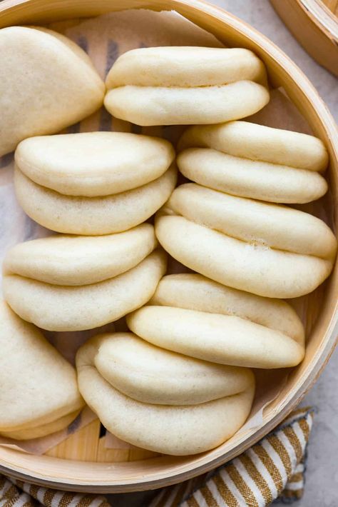 Bao Buns Breakfast Bao Buns, Sourdough Bao Buns, Sweet Bao Buns Recipe, Homemade Bao Buns, Bai Buns, Asian Baked Goods, Chinese Buns Recipe, Boa Buns Recipe, Cherry Almond Bread