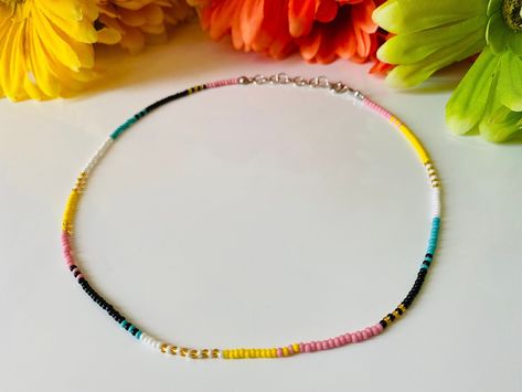 Belly's Necklace, Gold Green Necklace, Belly Conklin, The Summer I Turned Pretty, Necklace Colorful, Handmade Beaded Necklaces, Beaded Anklets, Seed Bead Necklace, Beaded Choker