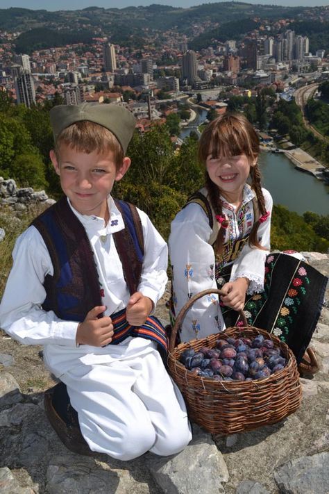 Serbian children in Serbian folk costumes from Užice, Zlatibor region, western Serbia Serbian Folk Costume, Serbian Culture, Serbian Clothing, Serbian Women, Cottage Girl, Serbian Language, Serbia And Montenegro, Beautiful Country, Folk Costume