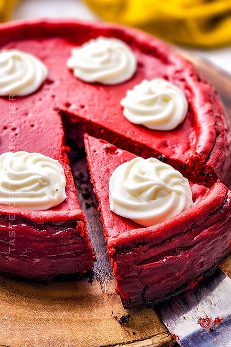 Best Chocolate Cheesecake, Lofthouse Sugar Cookies, Mouthwatering Desserts, Red Velvet Oreo, Viral Recipes, Hot Chocolate Spoons, Pecan Pie Cheesecake, Chocolate Cheesecake Recipes, Red Velvet Cheesecake