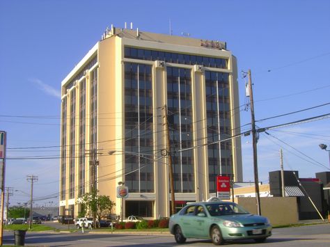 https://flic.kr/p/o73YTA | Empire Towers, Glen Burnie | Glen Burnie's tallest building has undergone a renovation, including removal of the old sign and an overall color change.  June 23, 2014. Glen Burnie Maryland, City Buildings, Old Signs, Modern Life, Baltimore, Maryland, Color Change, Multi Story Building, Tower