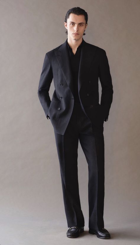 Classy Suits Men, Black Linen Suit, Black Men Suits, Suit For Men Wedding, Blazer Outfits Men, Black Leather Dress Shoes, Evening Suit, Classy Suits, Brown Suits