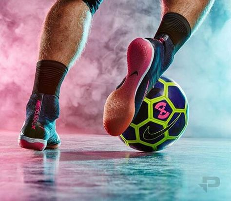 Soccer Images, Street Game, Futsal Shoes, Nike Football, Soccer Pictures, Football Design, Designer Shoes, Pop Culture, Vision Board