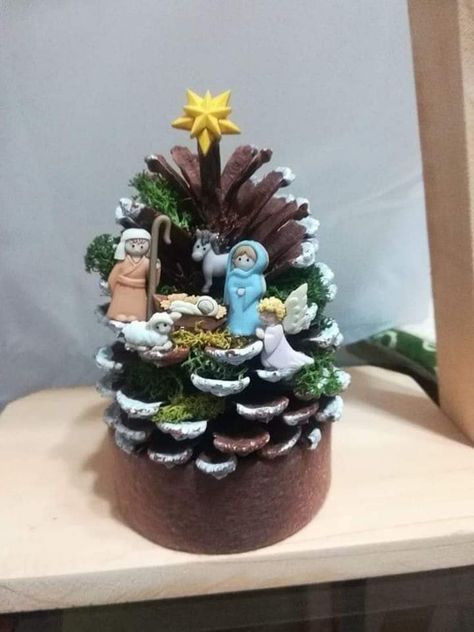 Nativity Scene Crafts, Pinecone Crafts Christmas, Christmas Crafts For Kids To Make, Handmade Christmas Crafts, Pine Cone Decorations, Cones Crafts, Fun Christmas Decorations, Nativity Crafts, Pine Cone Crafts