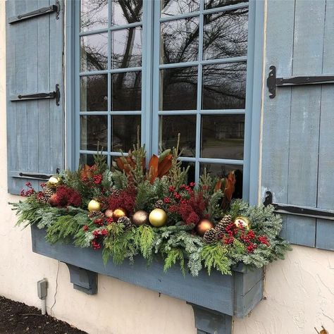 9 Winter Window Box Ideas Winter Window Box Ideas, Window Box Ideas, Winter Window Boxes, Christmas Window Boxes, Window Box Plants, Boost Curb Appeal, Faux Christmas Trees, Winter Planter, Snowy Christmas Tree