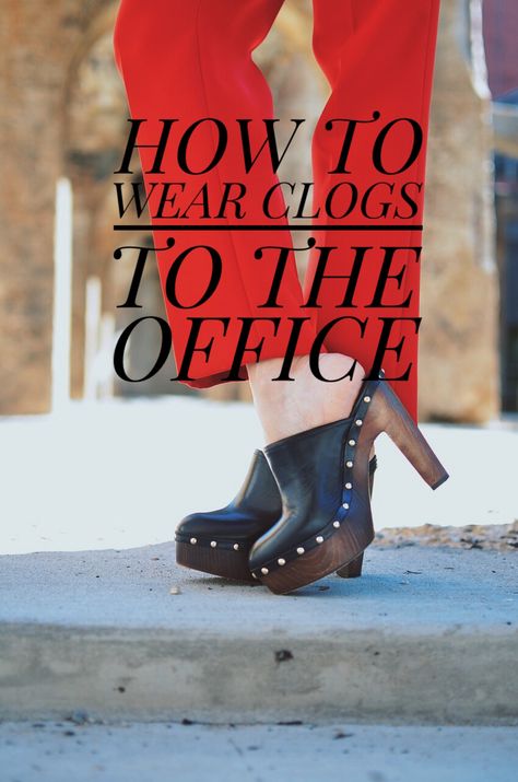 Monday Work Outfit - How To Wear Clogs To The Office | MY SMALL WARDROBE Clogs Office Outfit, Clog Work Outfit, Clogs With Tights, Clog Heels Outfit, How To Wear Clogs, Clog Outfit, High Heel Clogs, Small Wardrobe, Stylish Work Attire