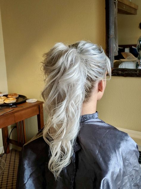 High ponytail hairstyle for wedding White Hair Ponytail Aesthetic, Long White Hair Ponytail, Fantasy Ponytail, White Hair Ponytail, Silver Ponytail, Grey Hair Ponytail, High Ponytail Hairstyle, Silver Hair Girl, White Ponytail