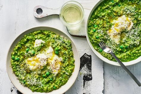 Risotto Verde, Burrata Recipe, Verde Sauce, Spring Dishes, Australian Food, Delicious Magazine, Green Sauce, Risotto Recipes, Cooking Inspiration