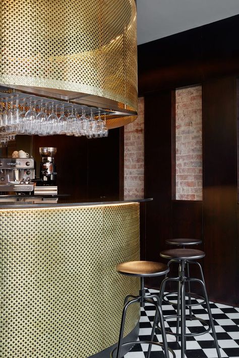 32mq Design Studio · COCO RETRO BISTRO: A FRENCH TOUCH JUST OUTSIDE LONDON Interior Art Deco, Small Restaurant Design, Architecture Restaurant, Industrial Lighting Design, Lounge Luxury, Studio House, Modern Industrial Decor, Modern Home Bar, Bar Interior Design