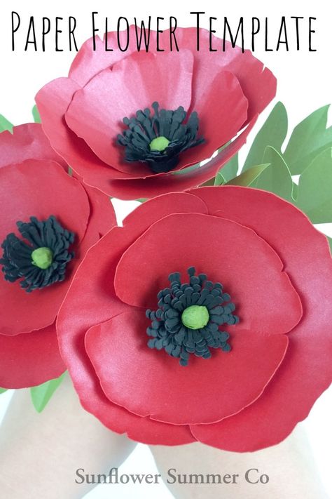 Poppy Paper Flower Tutorial - Sunflower Summer Co Poppy Template, Dyi Flowers, Cricut Flowers, Crafty Flowers, 3d Templates, Rolled Paper Flowers, Paper Flower Patterns, Easy Paper Flowers, Paper Craft Ideas