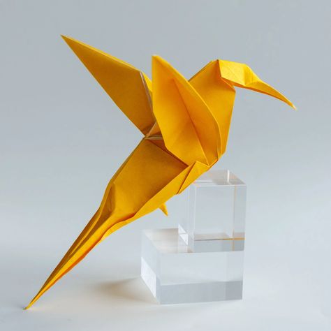 Humming Bird Origami Tutorial, Christian Origami, Origami Jellyfish, Paper Hummingbird, Origami Dog Face, Origami Cat Face, Origami Bird Easy, Origami Monkey, Origami Hummingbird