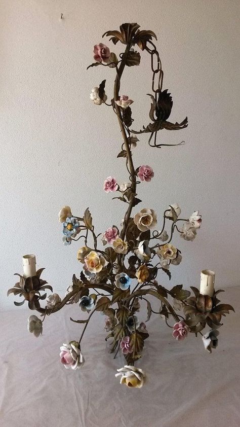 Vintage Flower Chandelier, Antique Lamps Victorian, Tole Chandelier, Fairy Room, Statement Chandeliers, Handmade Lighting, Antique Lamps, Porcelain Flowers, Porcelain China