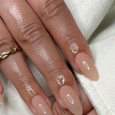 Natural Apres Nails, Gelx Apres Nail Designs Almond, Gelx Apres Nails, Gelx Apres Nail Designs, Apres Gel X Nails, Sonia Sanchez, Apres Nails, Sculpted Gel Nails, Latest Nail Trends