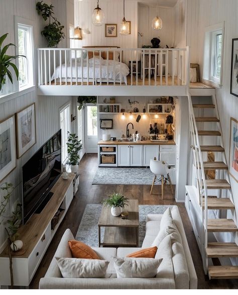 Mezzanine Floor Design, Tiny House Rentals, Small House Living, Loft House Design, Small Room Design Bedroom, Tiny House Loft, Tiny House Layout, Tiny House Inspiration, Loft House