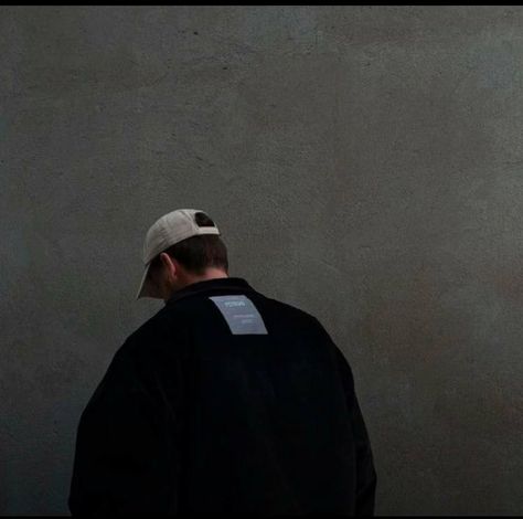 White Hat, A Man, The Story, Wall, White, Instagram, Black