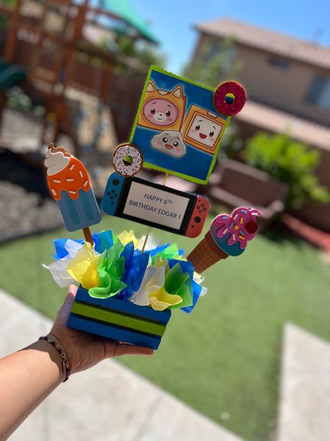 Lankybox Centerpieces, Diy Lankybox Party, Lankybox Birthday Invitation, Lankybox Birthday Decorations, Lanky Box Birthday Party, Lankybox Birthday Ideas, Lankybox Cake, Lankybox Party, Kehlani Birthday