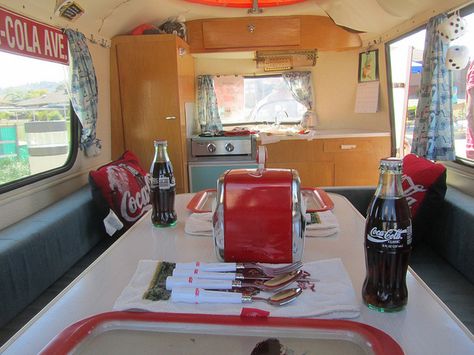 Eriba Puck Travel Trailer Interior - 1968 | Flickr - Photo Sharing! Caravan Pictures, Canned Ham Camper, Eriba Puck, Travel Trailer Interior, Vintage Trailer Interior, Canned Ham, Camping Caravan, Trailer Interior, Retro Caravan