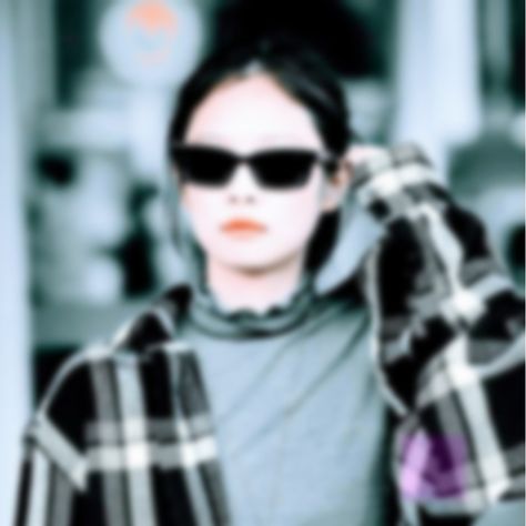 Jennie attitude blur pic✨ Jennie Attitude Pics, Jennie Attitude, Blur Pic, Blur, Quick Saves