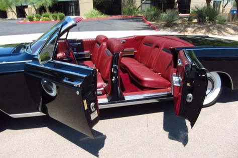 Lincoln Continental 1963, 1969 Lincoln Continental, Lincoln Convertible, Lincoln Continental Convertible, Lincoln Cars, The Continental, Old Classic Cars, Sweet Cars, Lincoln Continental