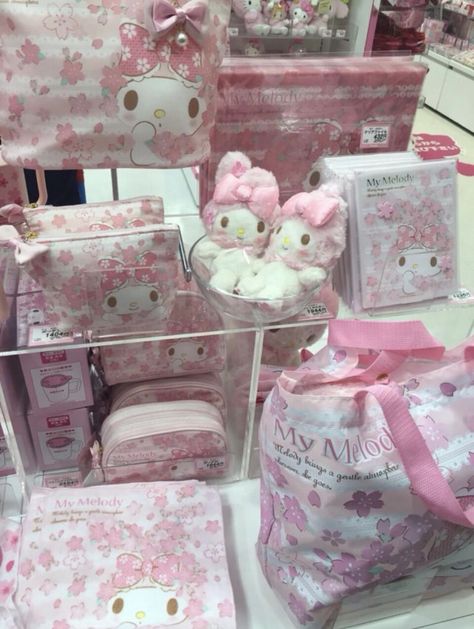 My Melody Merch, Cute Merch, Pretty School Supplies, Charmmy Kitty, Diary Ideas, Kawaii Room, Hello Kitty Items, Room Setup, Blogger Girl