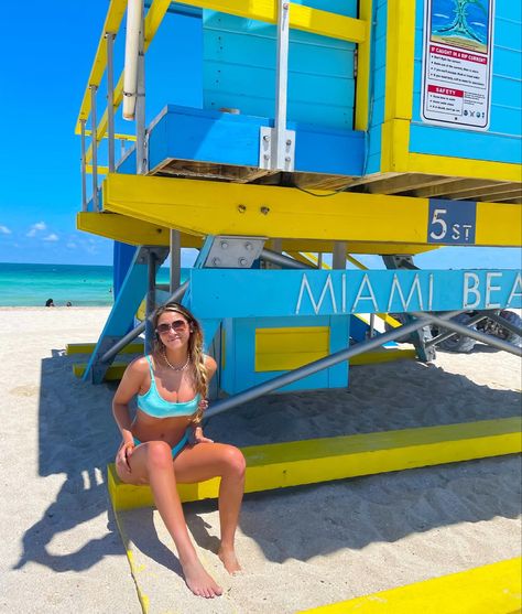 Miami Beach Girls, Miami Beach Pictures, Miami Photos, Miami Girls, Beach Selfie, Miami Travel, Beach Pic, York Travel, Vacation Locations