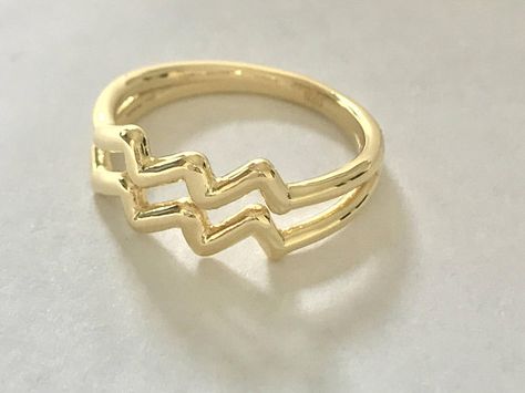 Zodiac Sign Jewelry, Aquarius Ring, Zodiac Ring, Astrology Sign Jewelry, Horoscope Ring, Zodiac Sign Aquarius Ring, Taurus Ring, Aquarius Jewelry, Zodiac Rings, Emerald Birthstone, 10k Gold Ring, Sparkly Ring, Gold Promise Rings, Aquarius Zodiac